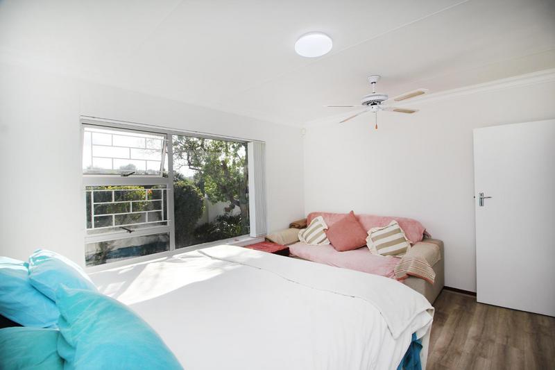 3 Bedroom Property for Sale in Fraaiuitsig Western Cape